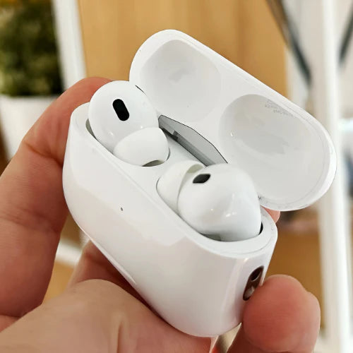 Exclusive offer Unipods with MagSafe Powerbank with 4-in-1 multi charging cable