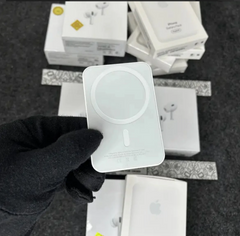 AirPod Pro + Megsafe Power Bank Combo